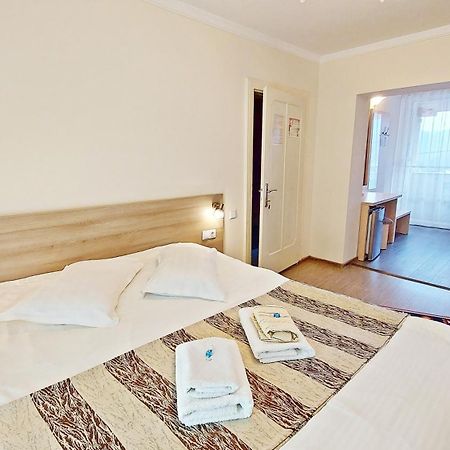 מלון Băile Olăneşti Casa Giulia מראה חיצוני תמונה