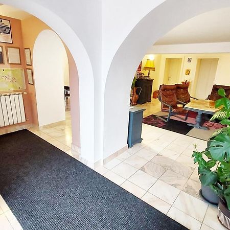 מלון Băile Olăneşti Casa Giulia מראה חיצוני תמונה