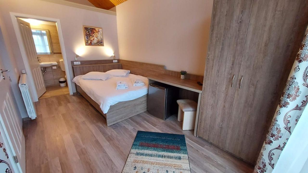 מלון Băile Olăneşti Casa Giulia מראה חיצוני תמונה