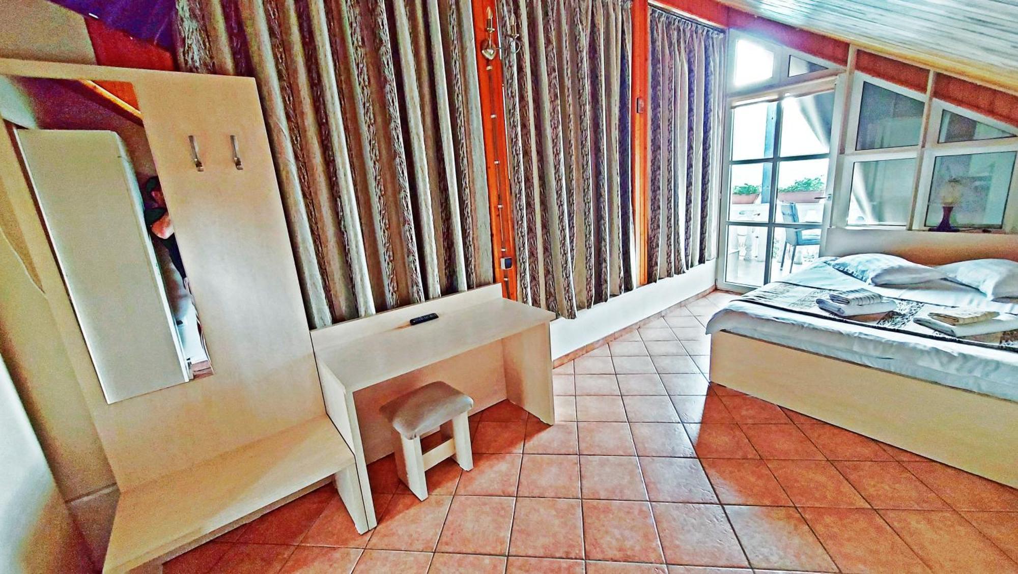 מלון Băile Olăneşti Casa Giulia חדר תמונה